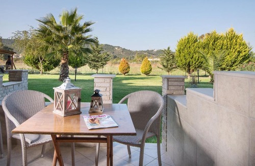 Sarti Apartment | Rodon Garden 2