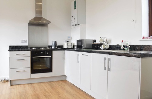 Hadleigh Cottage | Roe Cottage - UK33490