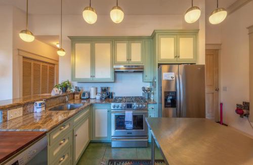 Hood River House | Roe Parker House home
