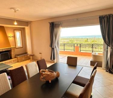 Kiparissia House | Roe Sea View