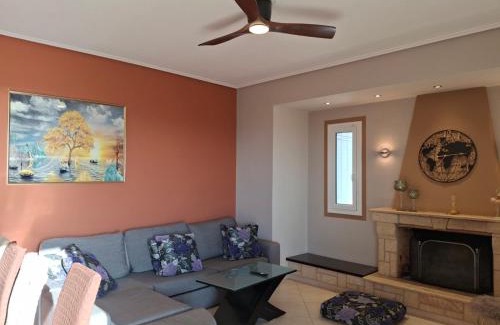 Kiparissia House | Roe Sea View