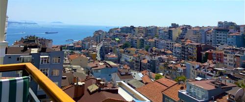 Gumussuyu Mahallesi Hotel | Roe Suite Hotel - TAKSIM
