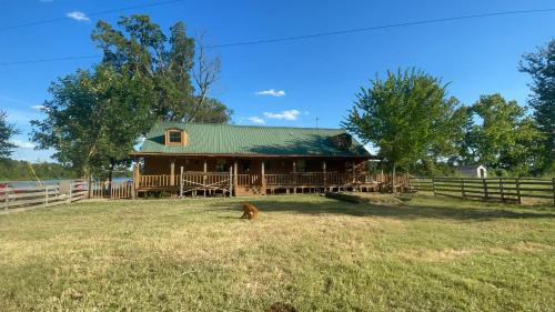 Grant Bed & Breakfast | Roebuck ranch