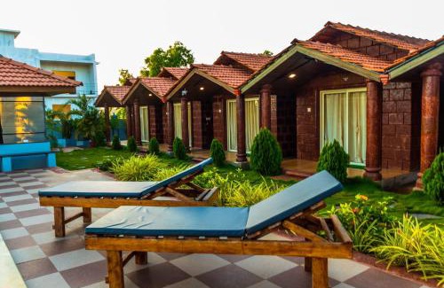 Guirim Resort | Rofinos Cottages