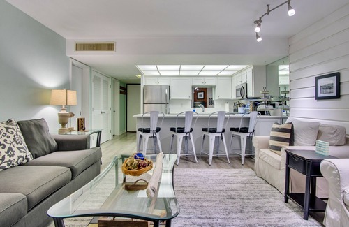 Gold Beach Condo | Rogue River Condo - Alluring Views, Fisherman's Paradise