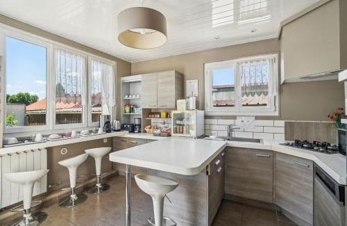 Roissy-en-France Bed & Breakfast | Roissy Chambres