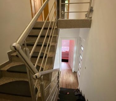 Bosnia House | Rok