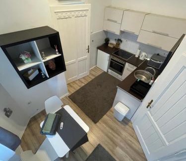 Nepszinhaz negyed Apartment | Roland Apartment Downtown - Pope Subway