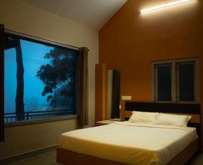 Elappara House | Roley Stone