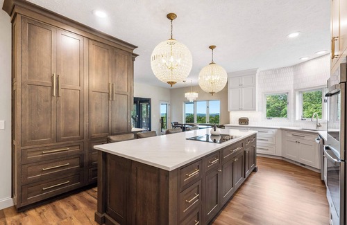 Branson West House | Rolling Hills Family Home