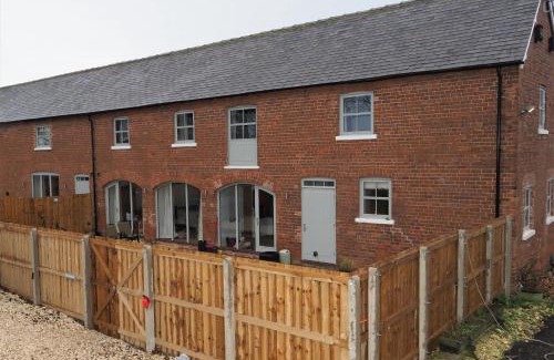 Cottingham Apartment | Rolling Mill, Wolds Way Holiday Cottages, 2 Bed, 1st floor