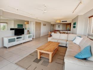 Kings Beach Resort | Rolling Surf Resort