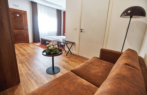 Libreville Hotel | Roma Hôtel & Restaurant