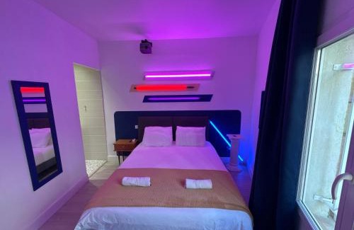 Quartier Administrations Apartment | Roma Reva: design et home cinema