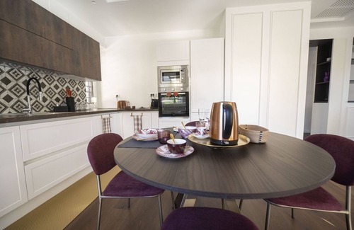 Zona LIII Tomba di Nerone Apartment | Roman Terrace & Soul in Peaceful Area