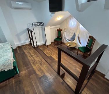 Bucharest City-Centre House | Romana Boutique
