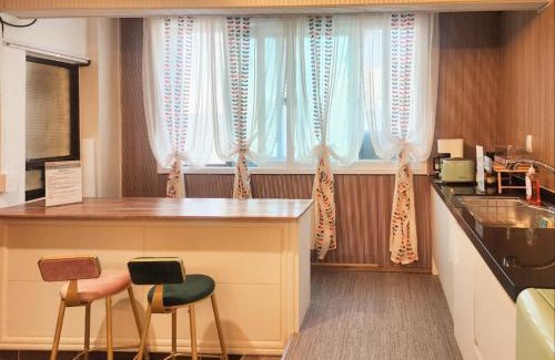 Geoyeo-dong Hotel | Romance Hotel