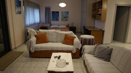 Patras Apartment | Romanos Patras studio
