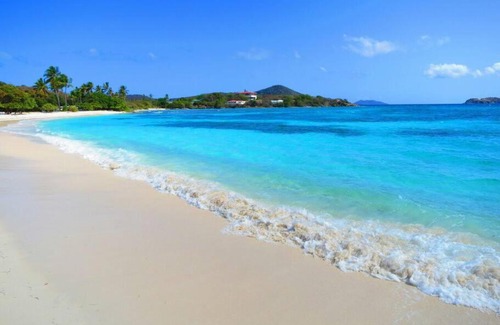 Cabes Point Apartment | Romantic 1BR condo & private pool @Sapphire Beach IX