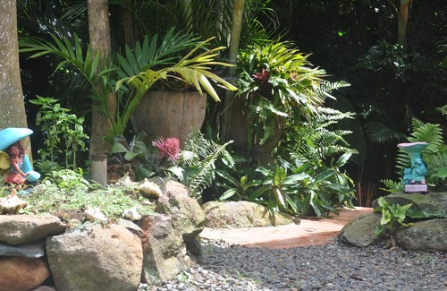 St. Thomas Apartment | Romantic and Private located high upon St Peter Mountain
