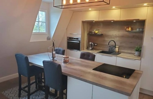 Souesmes Apartment | Romantic apartment in a magnificent French château