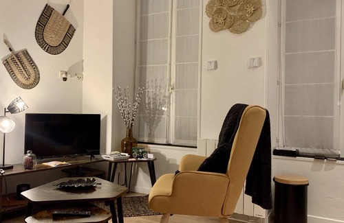 Nevers Apartment | Romantic apartment in Nevers city center