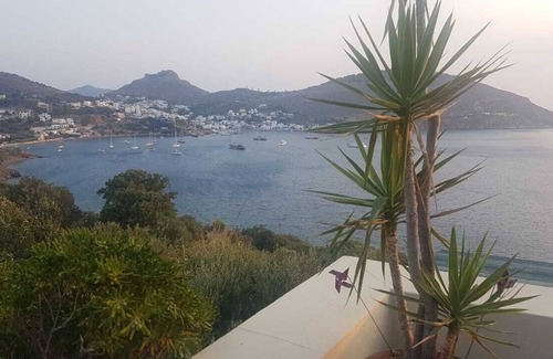 Leros Apartment | Romantic apartment with spectacular sea view!