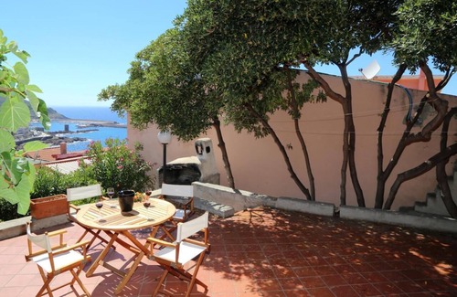 Castelsardo House | Romantic bay - beautiful sunsets from your garden