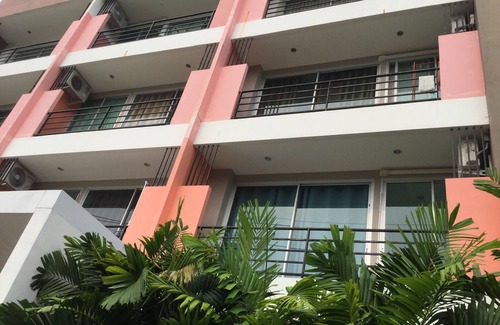 Phuket Condo | Romantic beach and calm