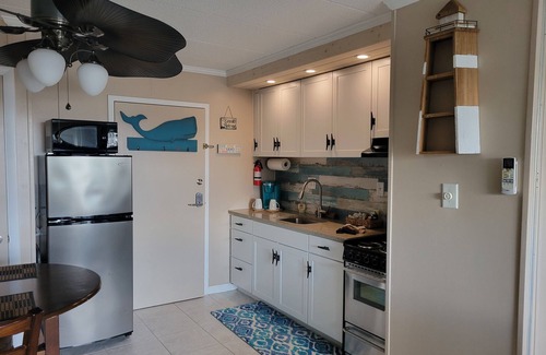 Ocean City Condo | Romantic Beach Getaway For 2 In Ocean City MD