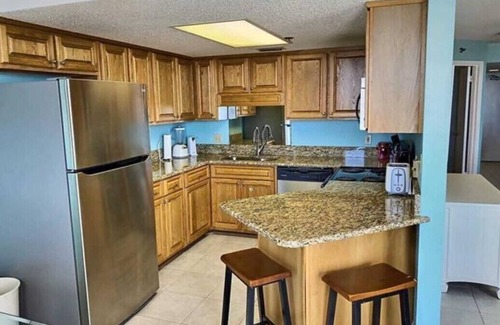 Orange Beach Condo | Romantic Beachfront Phoenix East w/Amenities galore. UPDATED, Clean Comfy!