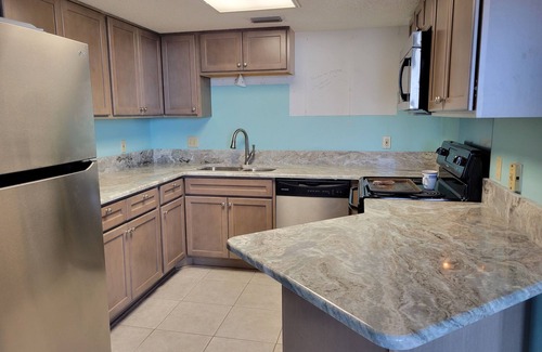Orange Beach Condo | Romantic Beachfront Phoenix East w/Amenities galore. UPDATED, Clean Comfy!