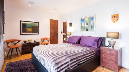 Pembridge House | Romantic Bungalow in Notting Hill