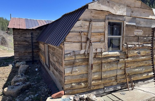 Durango Cabin | Romantic Cabin with Incredible Views, 5 miles to Durango on Lightner Creek
