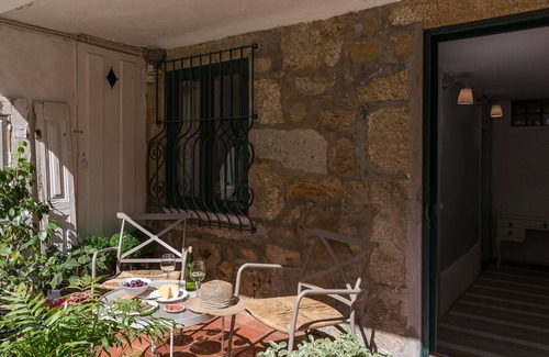 Aldoar Foz do Douro e Nevogilde Apartment | ★Romantic - Casa Bela ★ Apartment with private terrace and shared garden