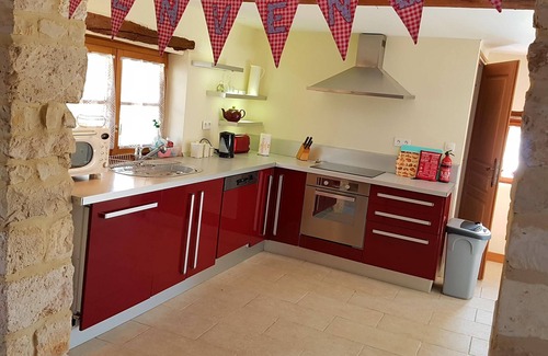 La Courade Cottage | Romantic Charentais rural gite for 2