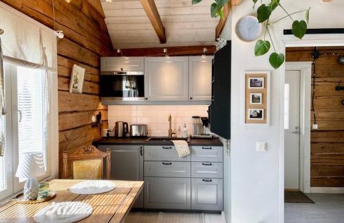 Porvoo House | Romantic cottage with sauna