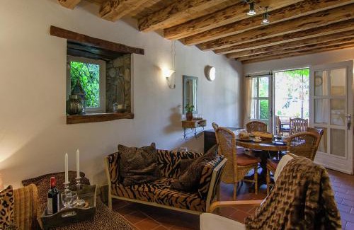 Roussines House | Romantic cottage with shared swimming pool
