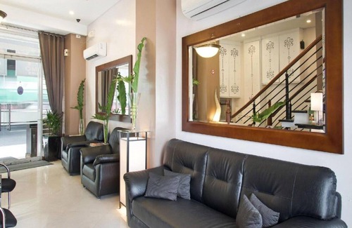 Pio del Pilar House | Romantic Double Nook in Avitel Townhouse