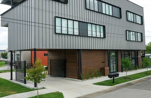 Downtown Chattanooga Condo | Romantic Downtown Hideaway