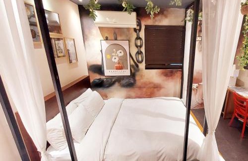 Hwagok-dong Apartment | Romantic Garden near Gimpo airport 206 Near metro