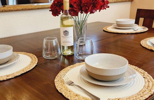 Paso Robles Cottage | Romantic Getaway for 2