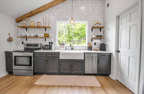 Ellicottville Cabin | Romantic Getaway in Ellicottville Close to Everything!