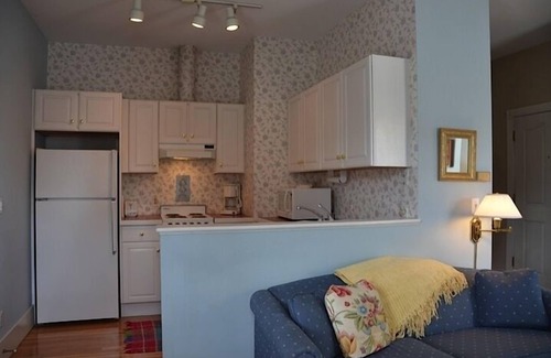 Historic District Cottage | Romantic Guest Cottage in the Breckenridge Historic District