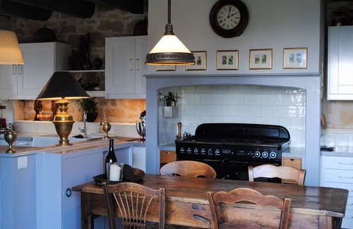 Saint-Rabier Villa | Romantic home with swimming pool and view on the valley