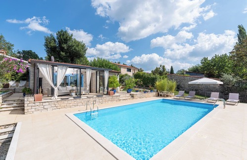 Stifanici Villa | Romantic Istrian Stone Villa Goran