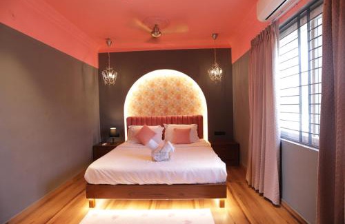 Denkanikota House | Romantic Jacuzzi Villa in Bangalore - Juliet Vista
