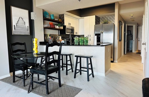Orange Beach Condo | ROMANTIC MALIBU ELEGANCE - on HGTV & DIRECTLY on the LUMINOUS GULF SAND!