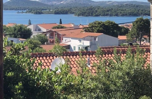 Susica House | Romantic old town house with patio, private pool and free Wi-Fi