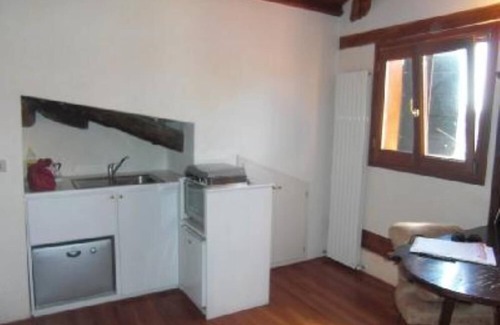 Cannaregio Apartment | Romantic "on the roof", view of a little canale